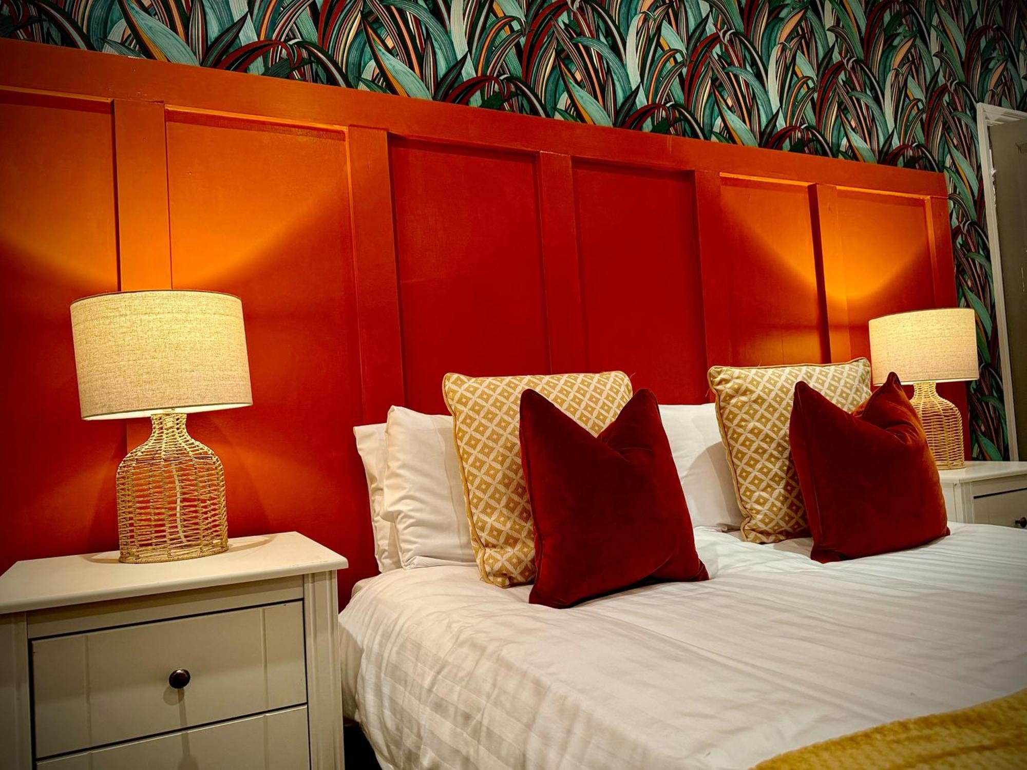 Sleeps10-Parking-Garden-Hottub-Petfriendly Villa Blackpool Bagian luar foto